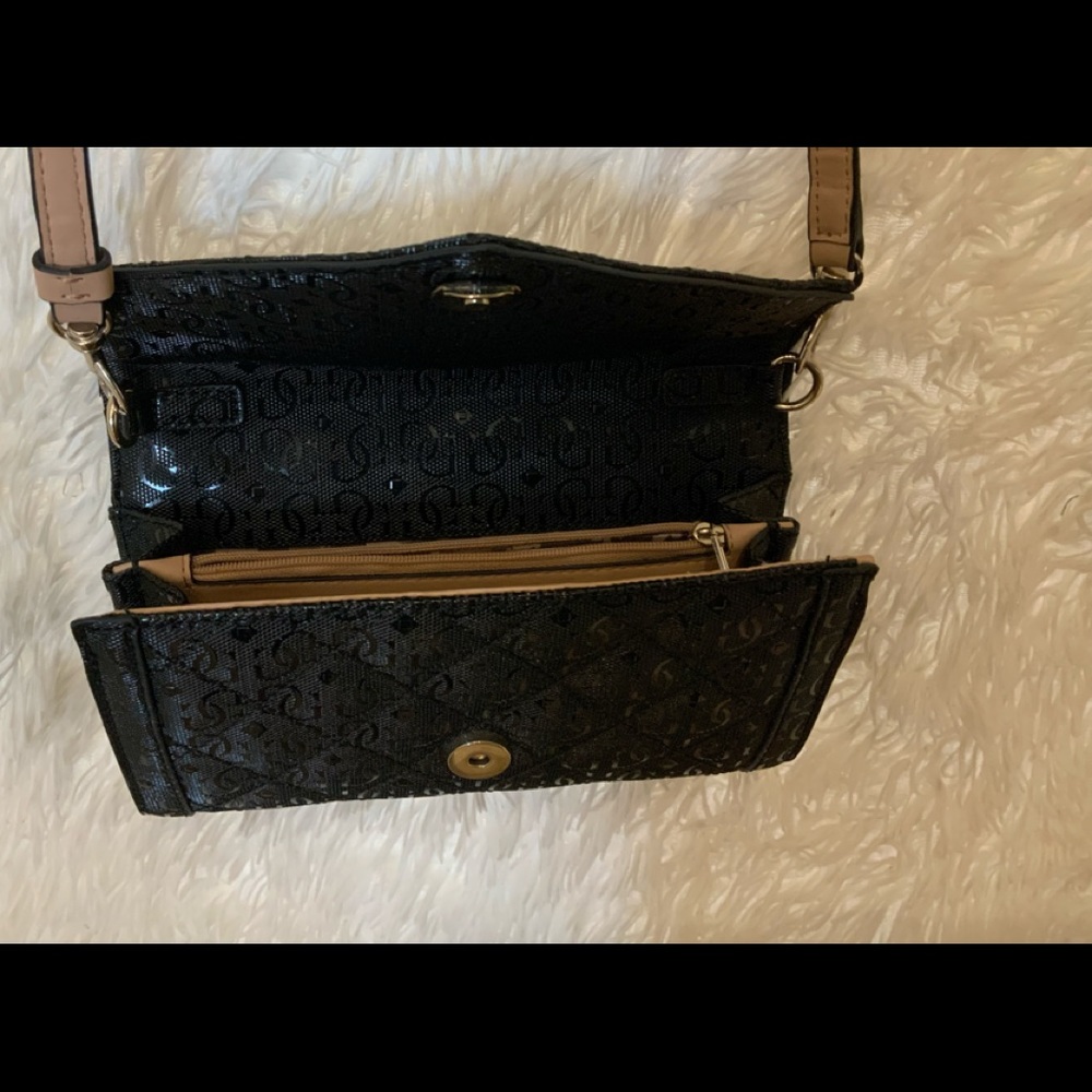 Guess Los Angeles 1981 purse